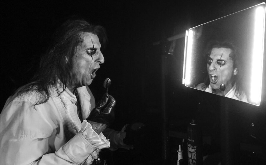 Alice Cooper Is Finally Ready to Tell the Truth