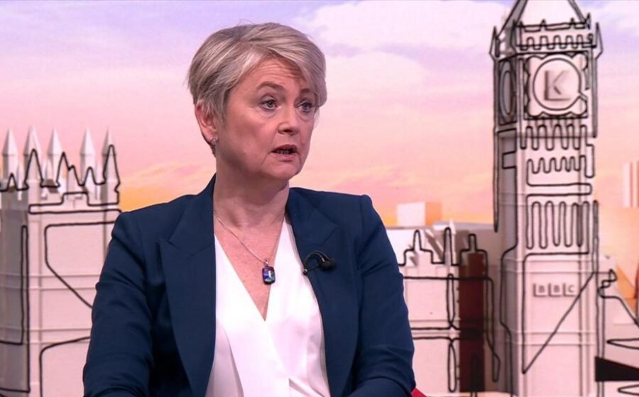 Ending corridor care in hospitals for children a priority, says health secretary