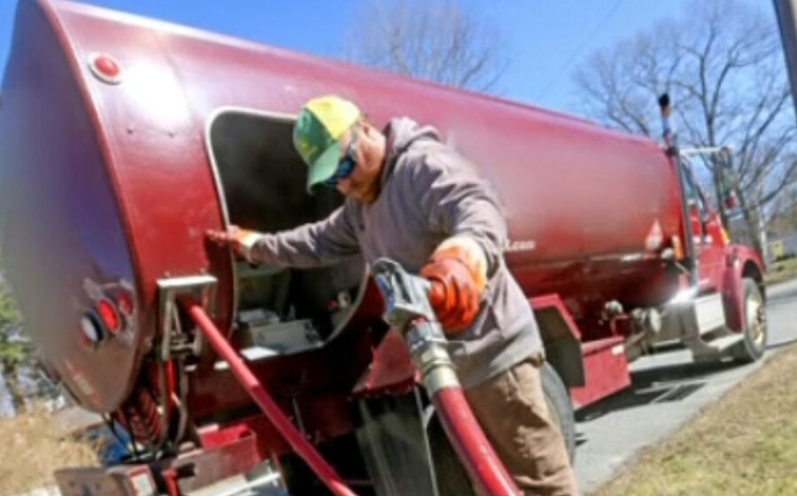 Maine couple forced to choose food or heat as oil prices skyrocket