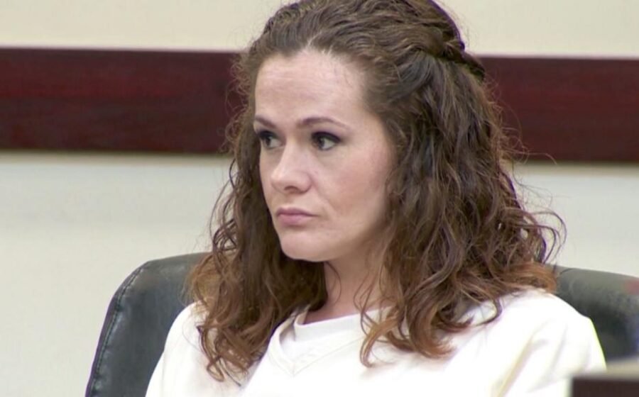 Watch: Why was the US execution of Christa Pike halted?