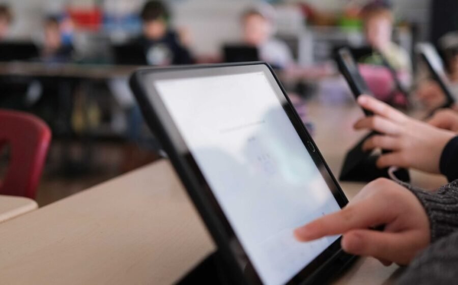 Schools across US protest FCC plan that could disconnect kids from Internet