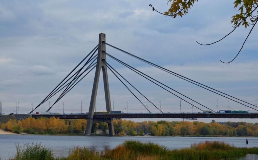 Russia strikes second major bridge in Kyiv, mayor says
