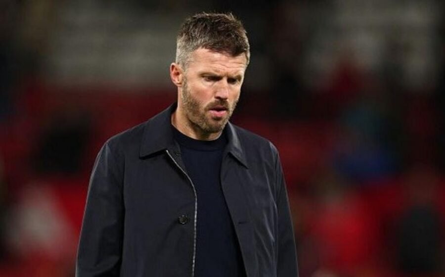 Boos, anguish & fading belief -'worrying day' for under-pressure Carrick