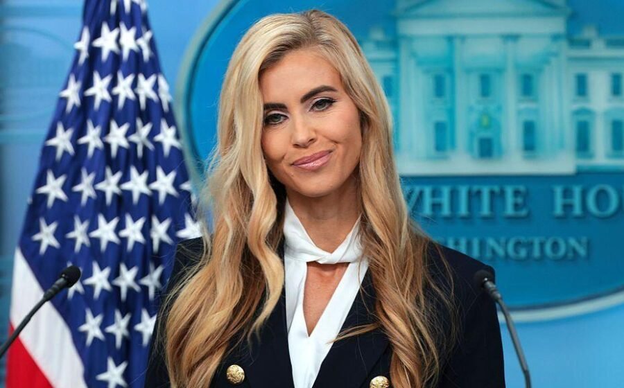 White House defends new press secretary amid questions about her legal credentials