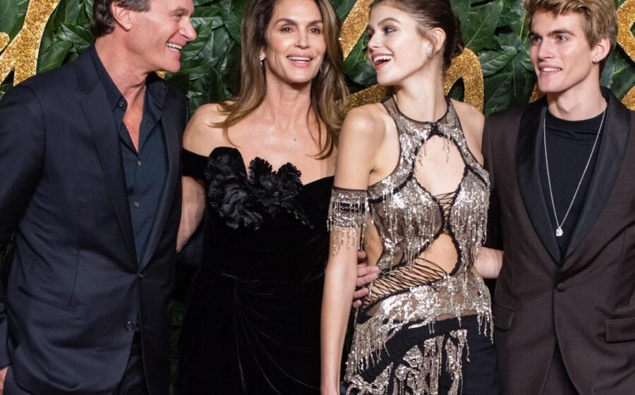 Cindy Crawford and family break silence on Presley Gerber's death