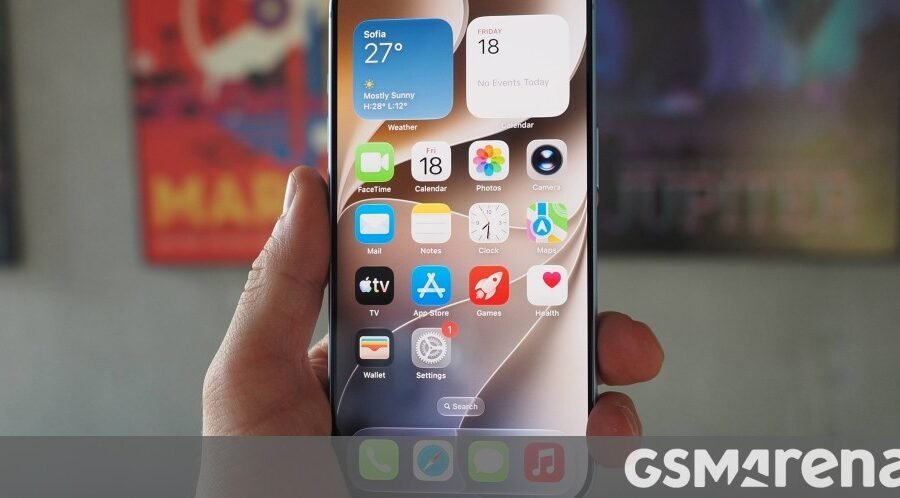 iPhone 18 Pro Max connectivity issue on AT&T isn't fixed by iOS 27.0.1 apparently