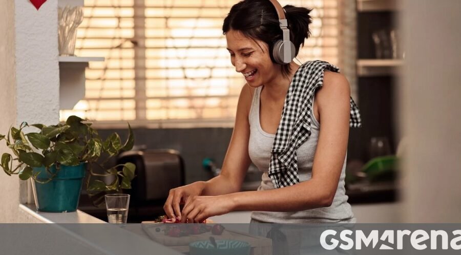 YouTube is planning to add audiobooks to its Premium subscription, the WSJ reports