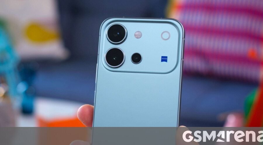 vivo V80 in for review