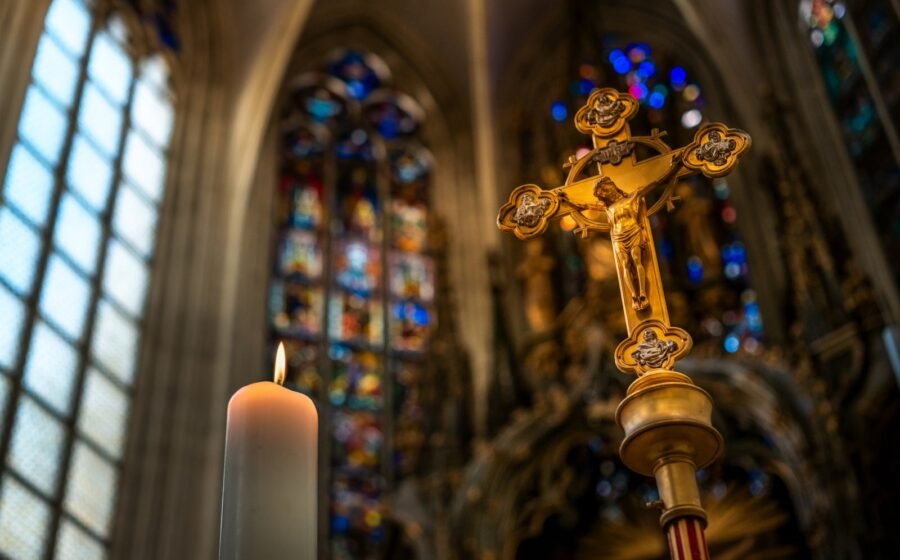 Priest killed by falling cross during livestreamed church service in Ecuador