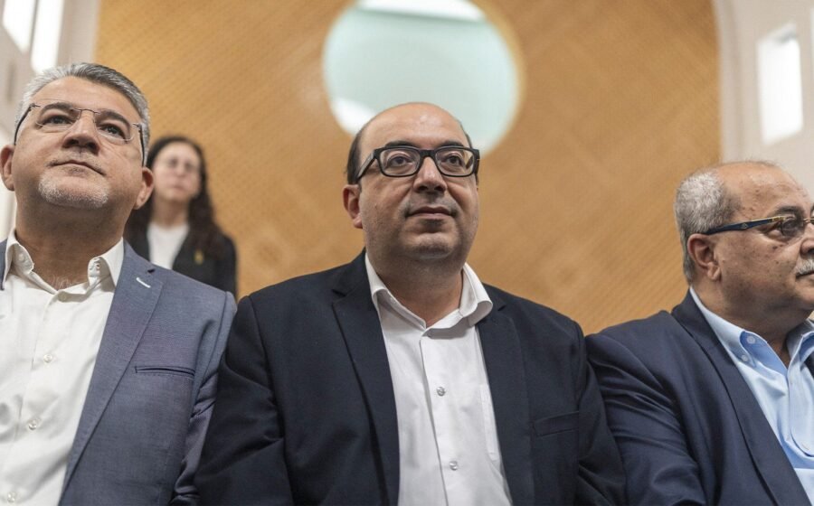 Arab-Israeli party leader drops election bid