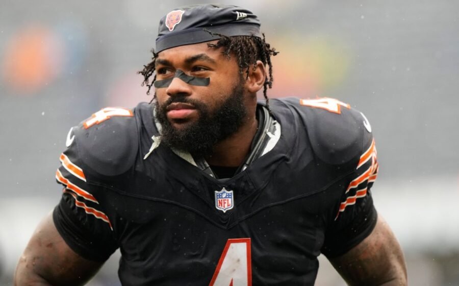'That ain't me': Bears RB Swift laments early fumble issues