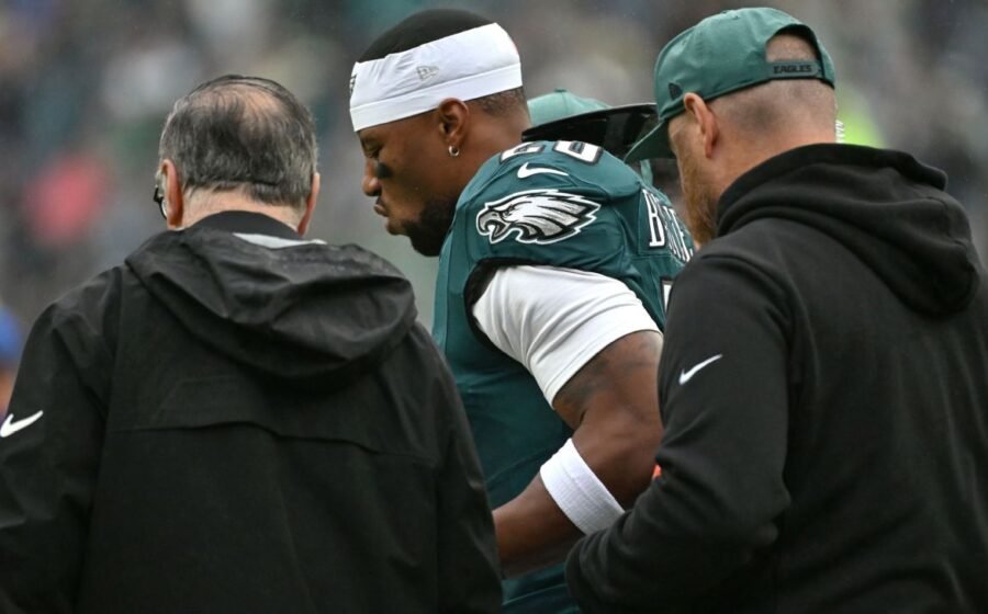 RB Barkley, WR Smith among 5 Eagles ruled out for London game vs. Jags