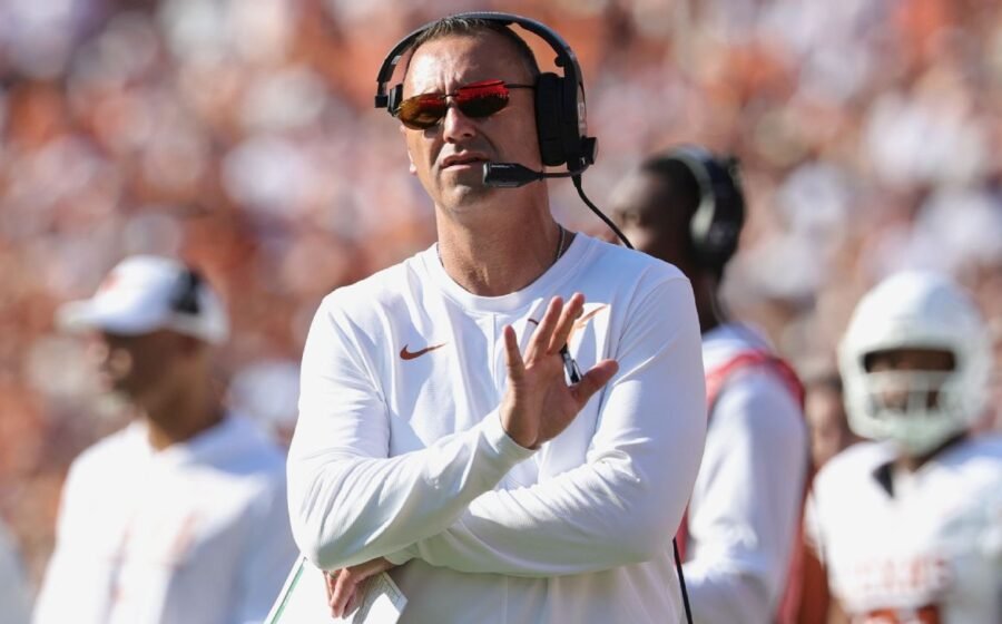 👀 College Football Bottom 10: Texas takes major fall