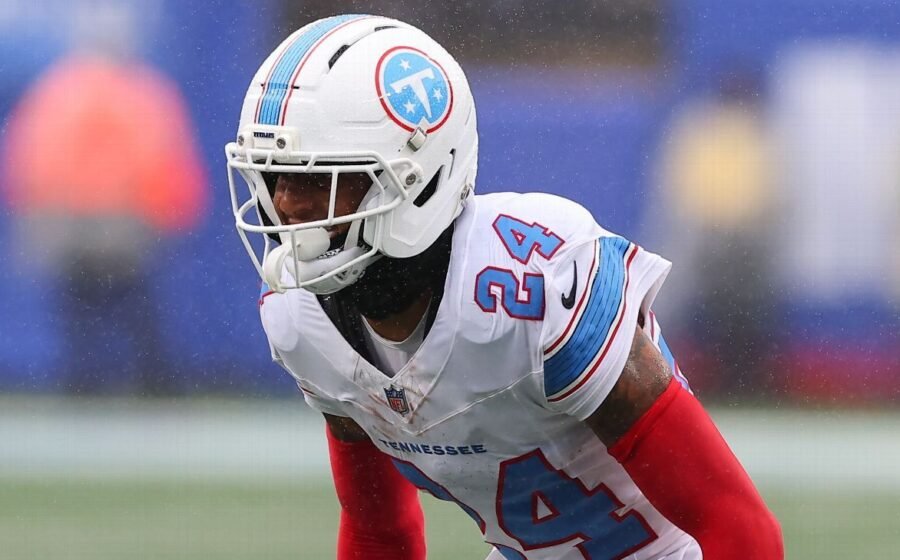 Coach's decision to make Titans CB Taylor inactive vs. Colts, source says