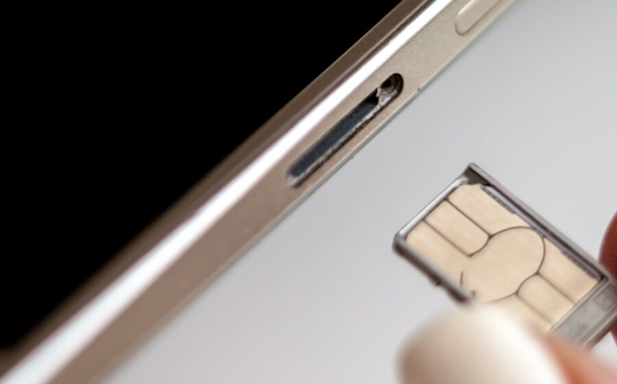 You don't have to turn off your phone to switch SIM cards (but you probably should)