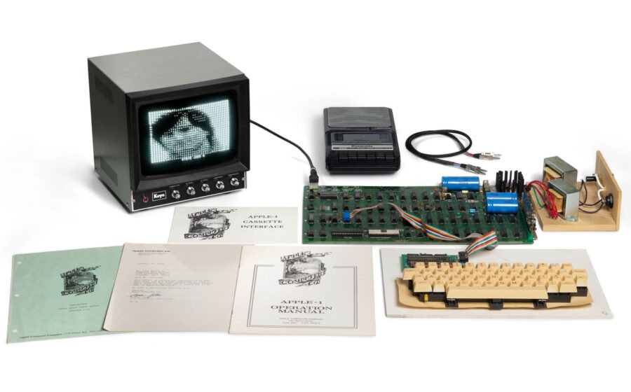 Apple I 'Hatfield' computer signed by Woz fetches a record $1.15 million at auction