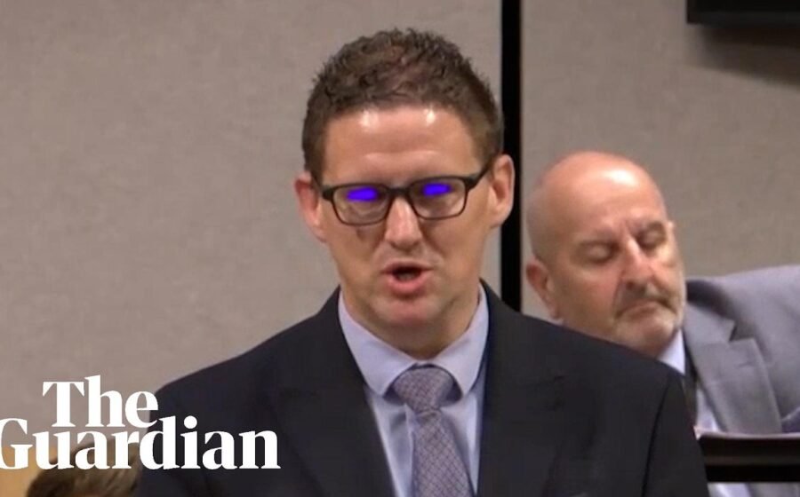 Reform UK politician appears to use smart glasses as teleprompter during Senedd debate