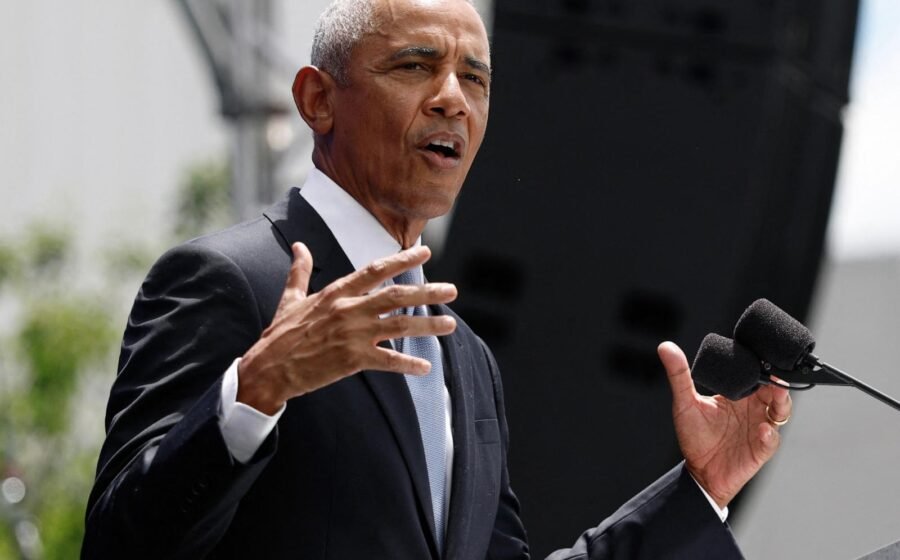 Obama warns donors that races are 'on the razor's edge' as he ramps up midterm push