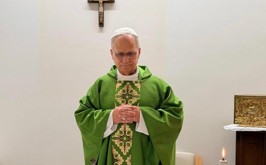 Pope Leo to recite prayers in public Sunday, Vatican says
