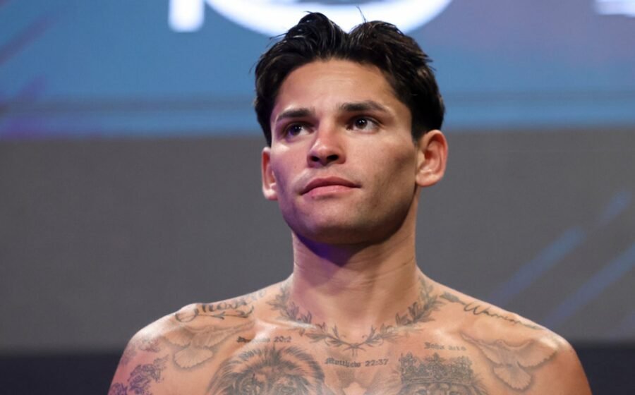 Garcia set to face Lopez next after emphatic Benn win