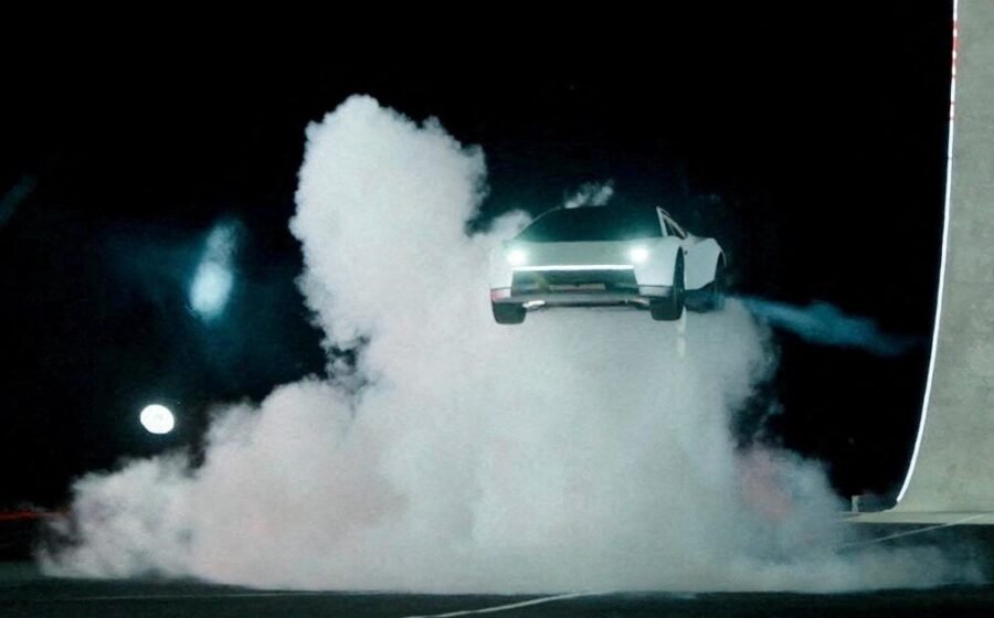 With Tesla Roadster debut, Elon Musk shows "flying cars are real"