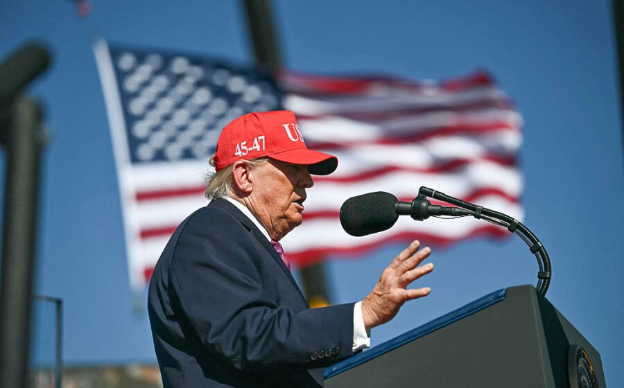 Trump Says Leakers ‘Should Be Shot’ and Rails Against Media at Rally